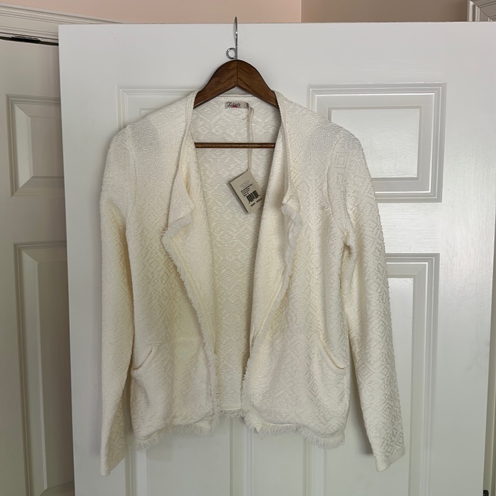 Faherty NEW White Diamond sweater jacket. Size small.